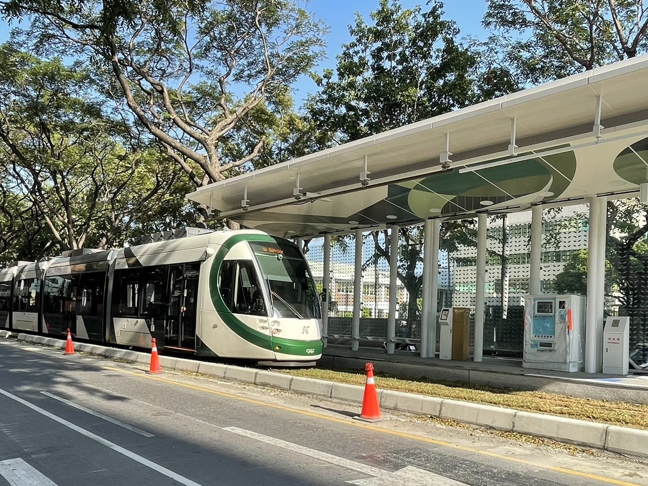 高雄輕軌穩定性測試2日完成 明年元旦後通車試營運