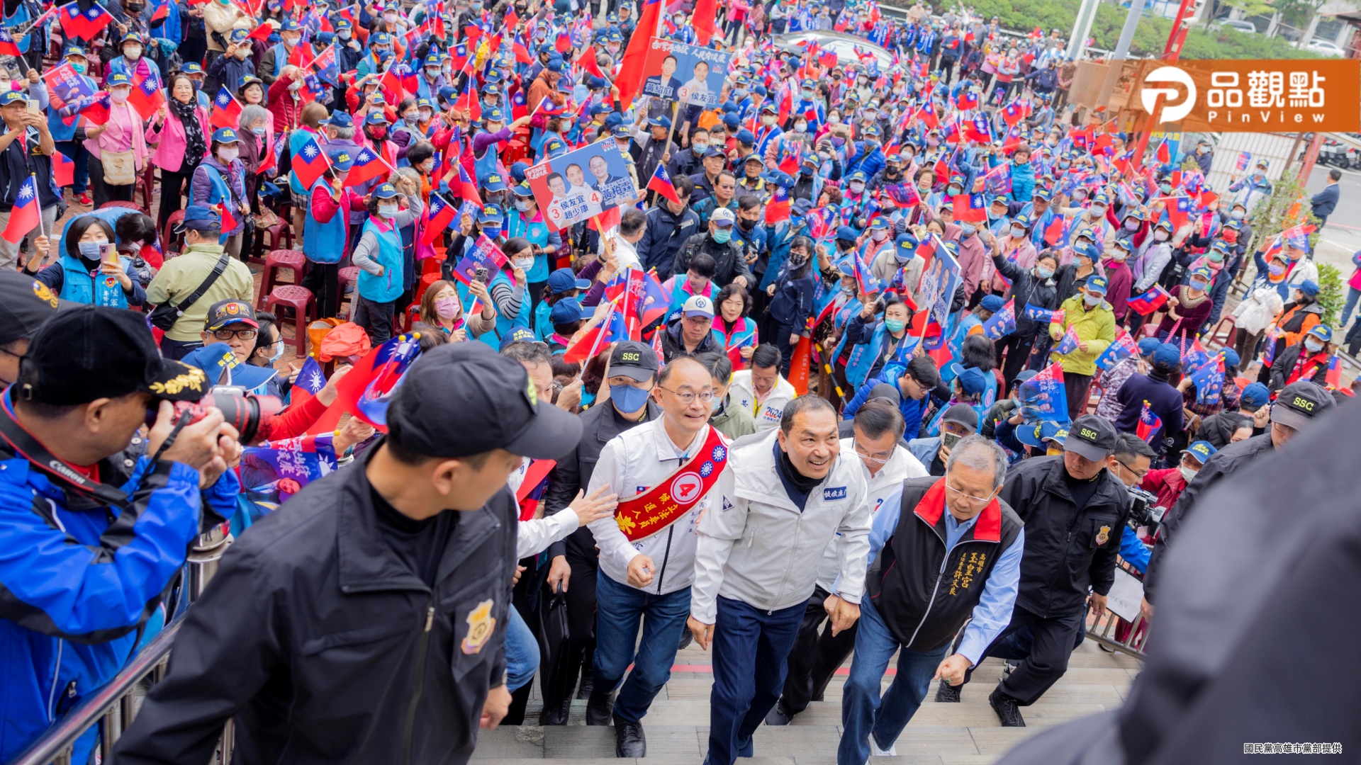 侯友宜南下拜票一早八行程  喊政黨輪替  把民進黨壞事清一清