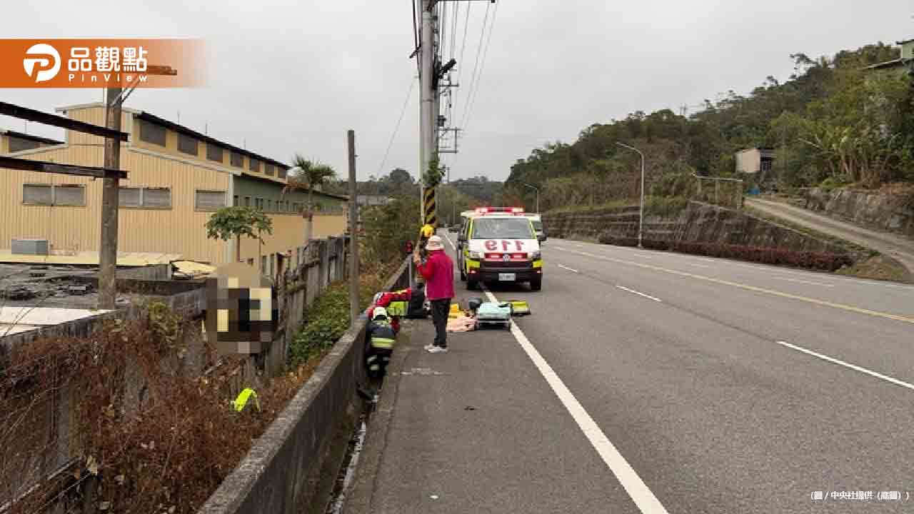 男大生雙載撞電桿！一人掛鐵絲網慘死 詭異畫面曝光
