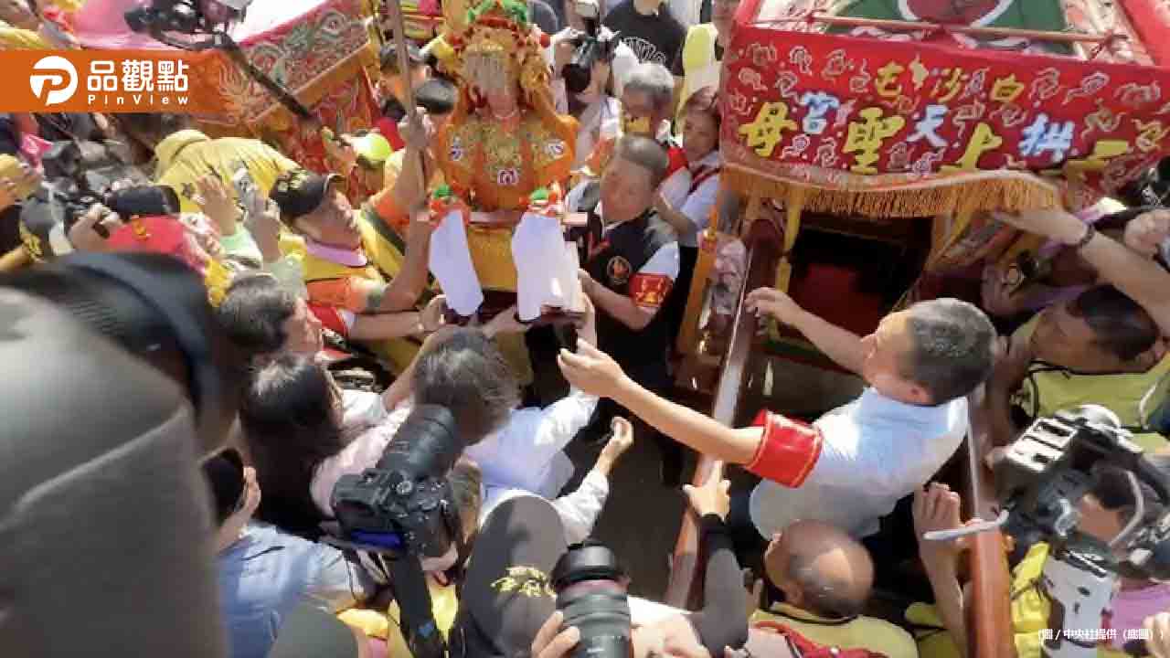 白沙屯媽祖18年香燈腳！撿垃圾變「最特別結緣品」